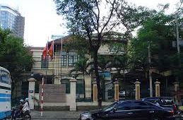 donde esta la embajada de españa en vietnam